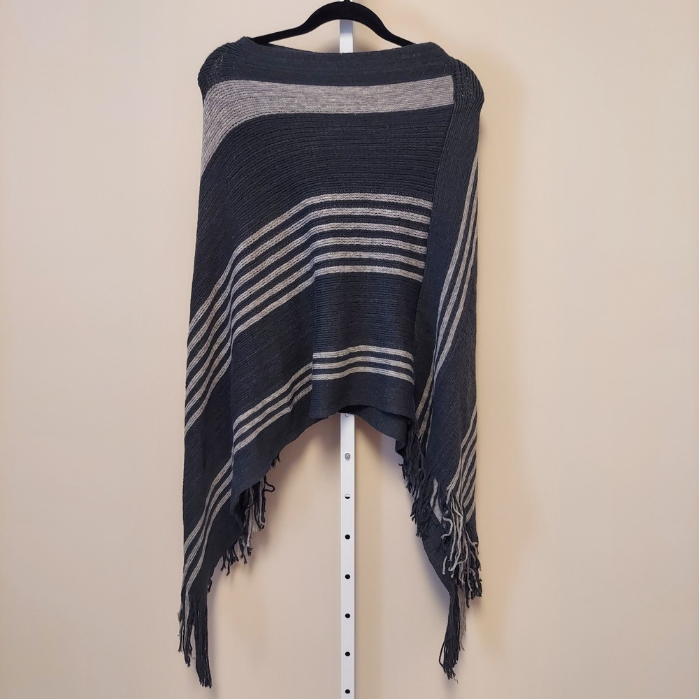 Mountain Mamas Striped Poncho‎ Cape Gray Fringe Acrylic Women Western Boho OS